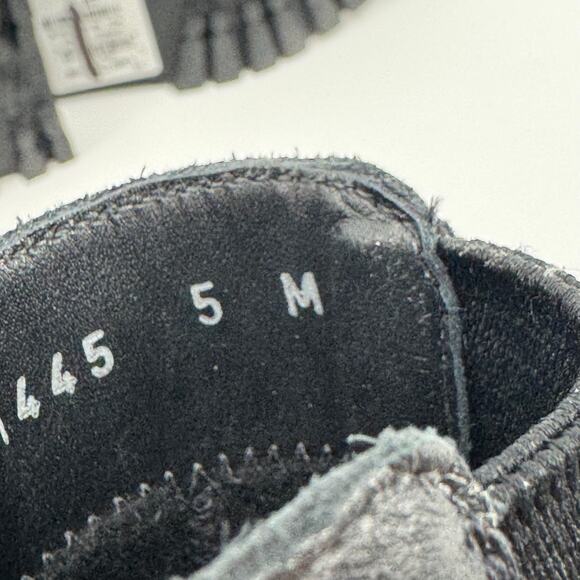 C La Canadienne Black Cedar Leather Booties Size 5 - Picture 10 of 10